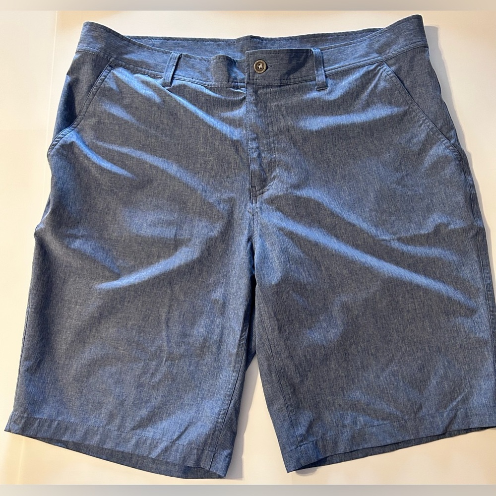 Men's CoolKeep Blue Golf Shorts Size 38